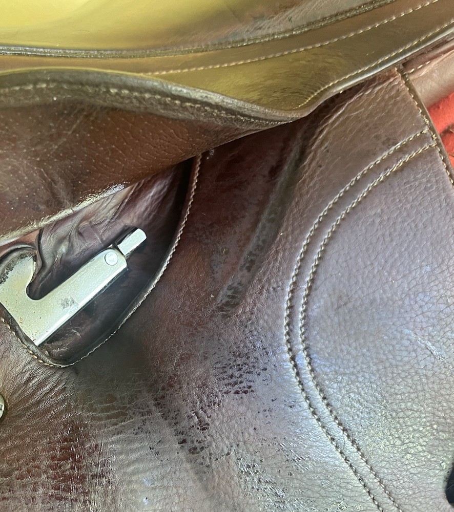 Ovation 18 San Telmo Saddle Medium Tree