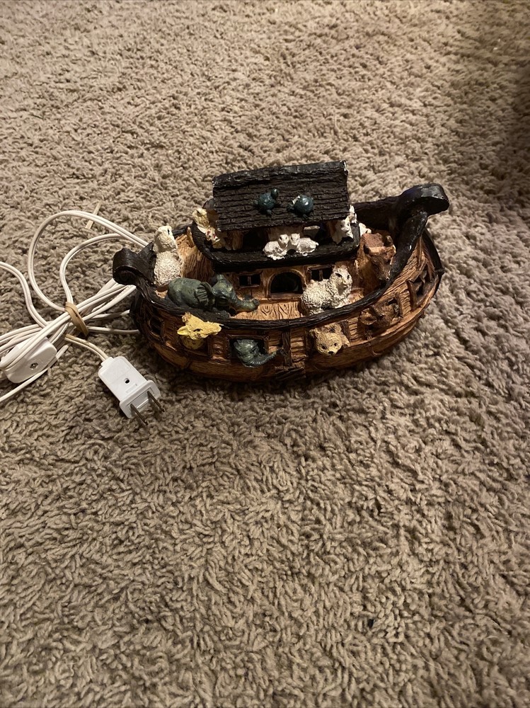 Noahs Ark Night Light Tabletop Light Resin 9"×6"