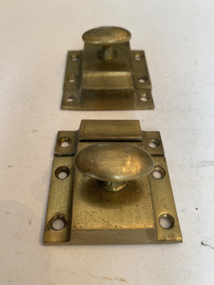 YALE Cupboard/ Cabinet Door Latches- Solid Brass w/ Keepers