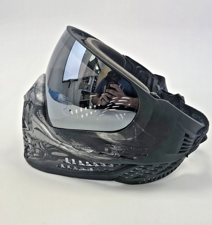 Virtue Ascend Skull Black (Blemished)