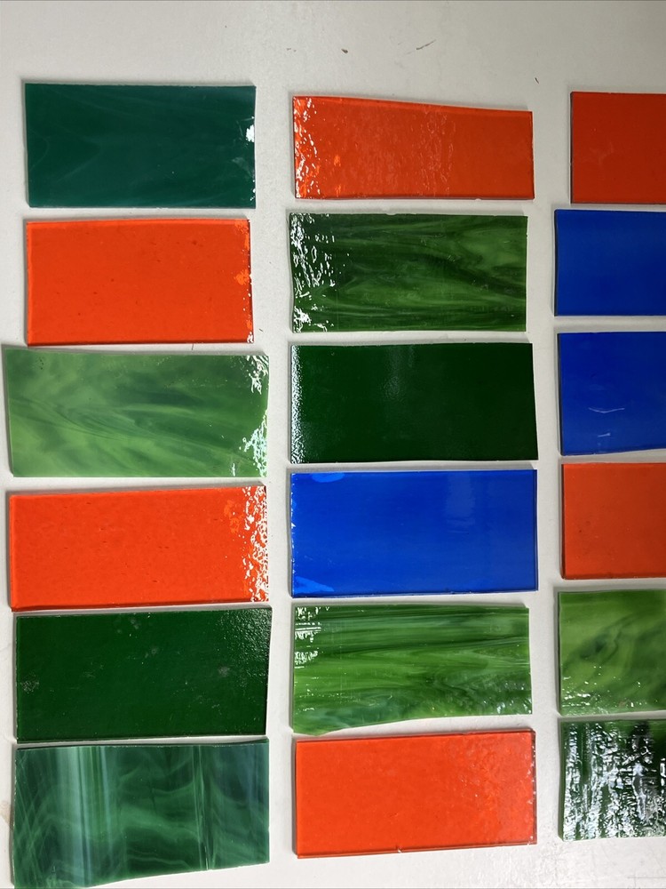 STAINED GLASS 18 PIECES B