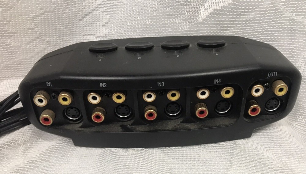 RCA MODEL VH911 AUDIO / VIDEO / S-VIDEO SELECTOR