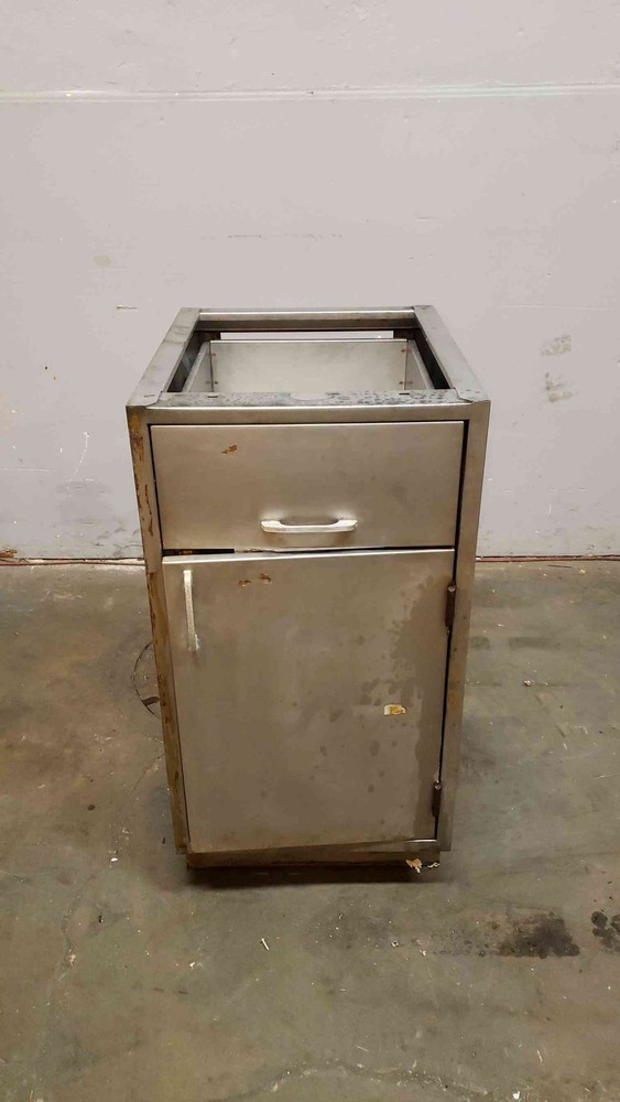 Kewaunee 1'6" Mixed Casework Stainless