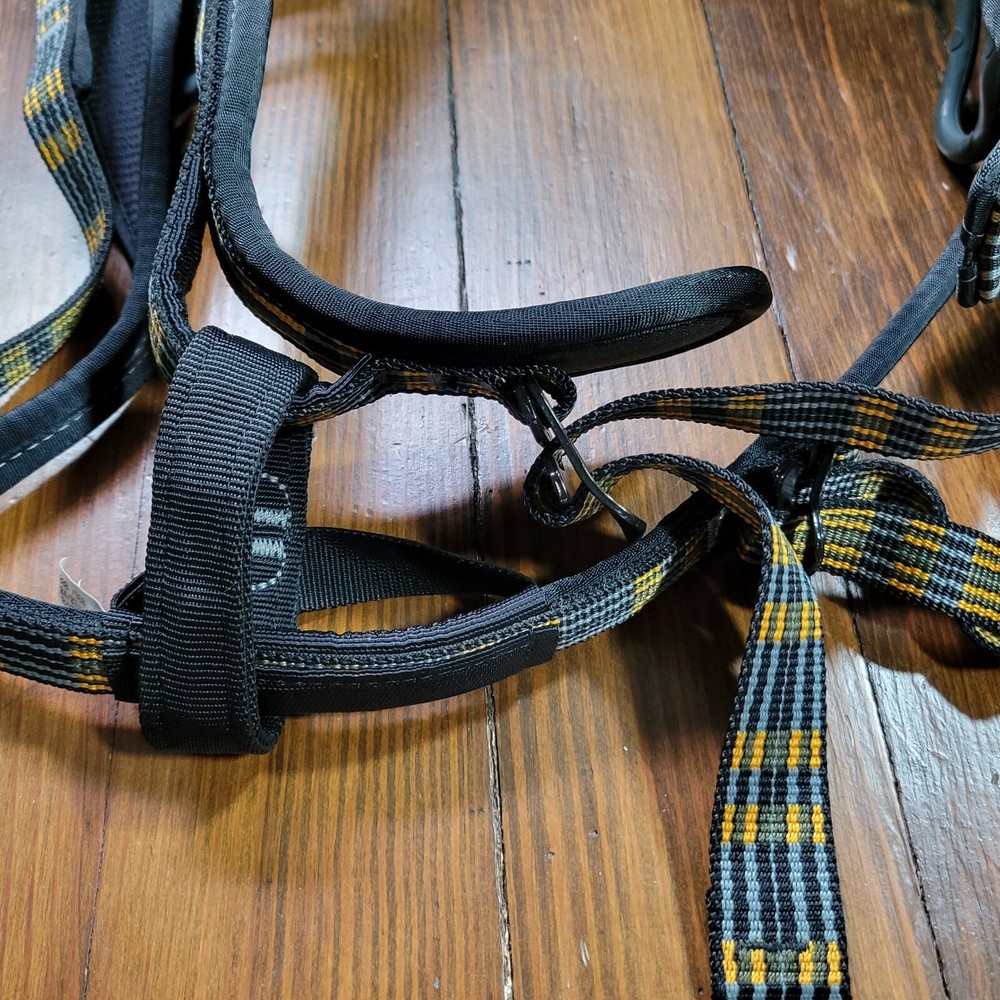 Singing Rock Rhythm Climbing Harness - Size S