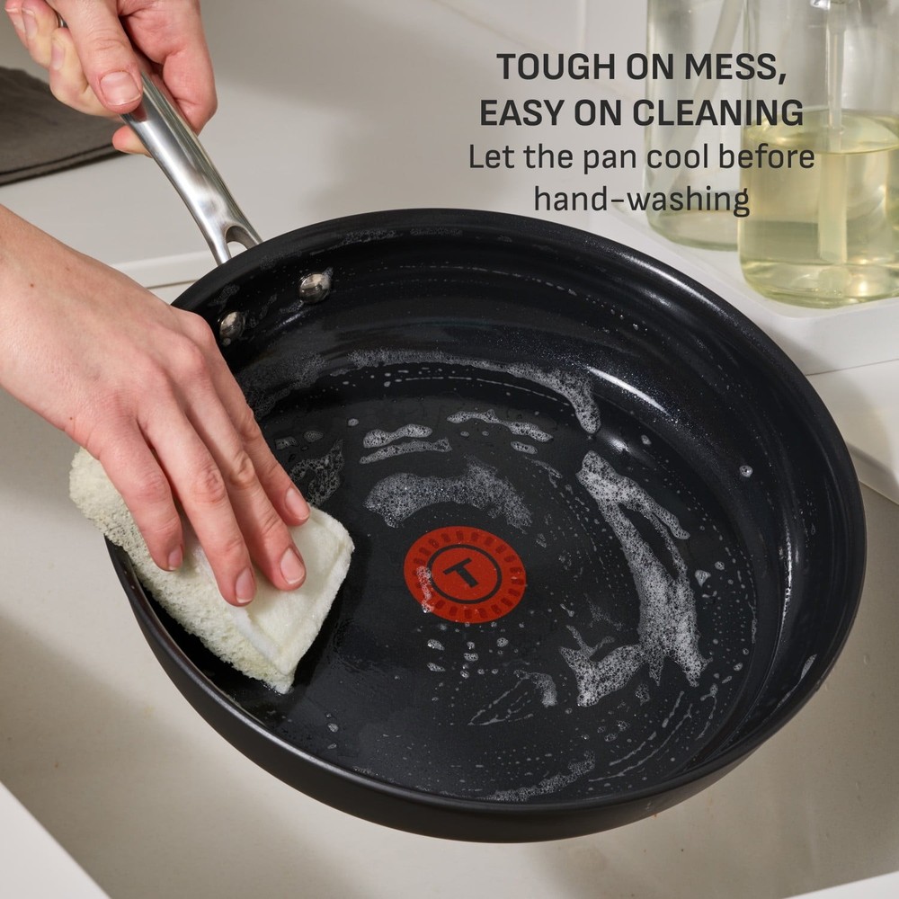 Hard Anodized Sauté Pan 3 Quart Black with Ceramic Nonstick Interior