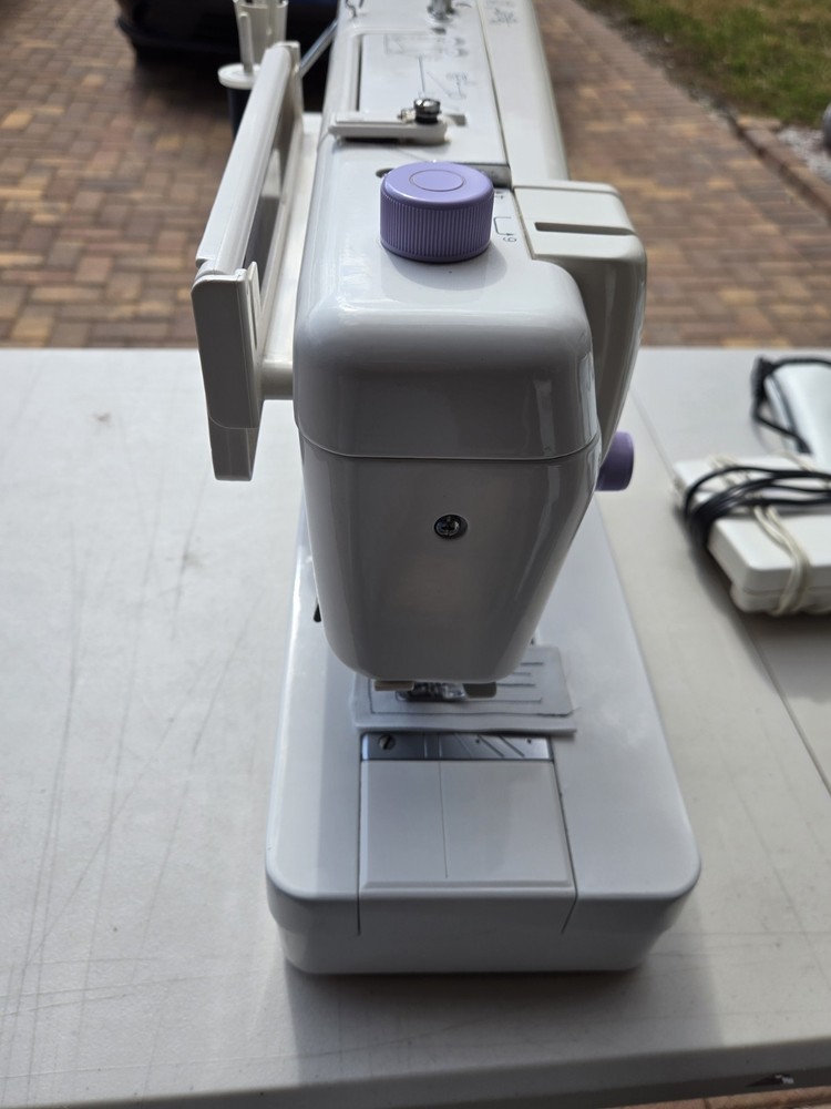 Janome Memory Craft 6500 Computerized Sewing Embroidery Professional Machine