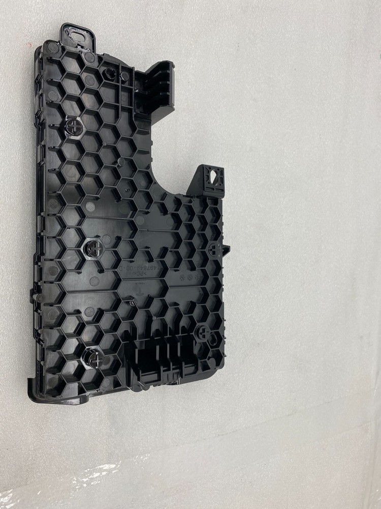 ⭕20-24 Tesla Model Y Right Low Voltage Controller Electronic Module 1497846-00-F