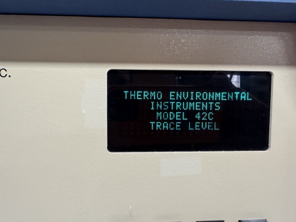Thermo Environmental Instruments 42C NO-NO2-NOx Analyzer