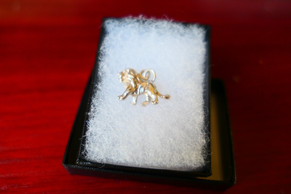Silver Charm - Lion