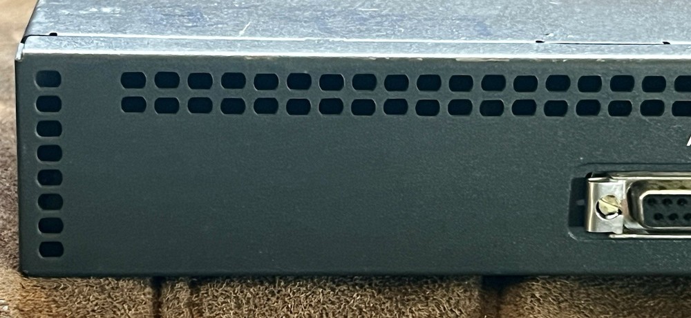 Cisco Systems 2500 SERIES 2501 Legacy Router l👀k
