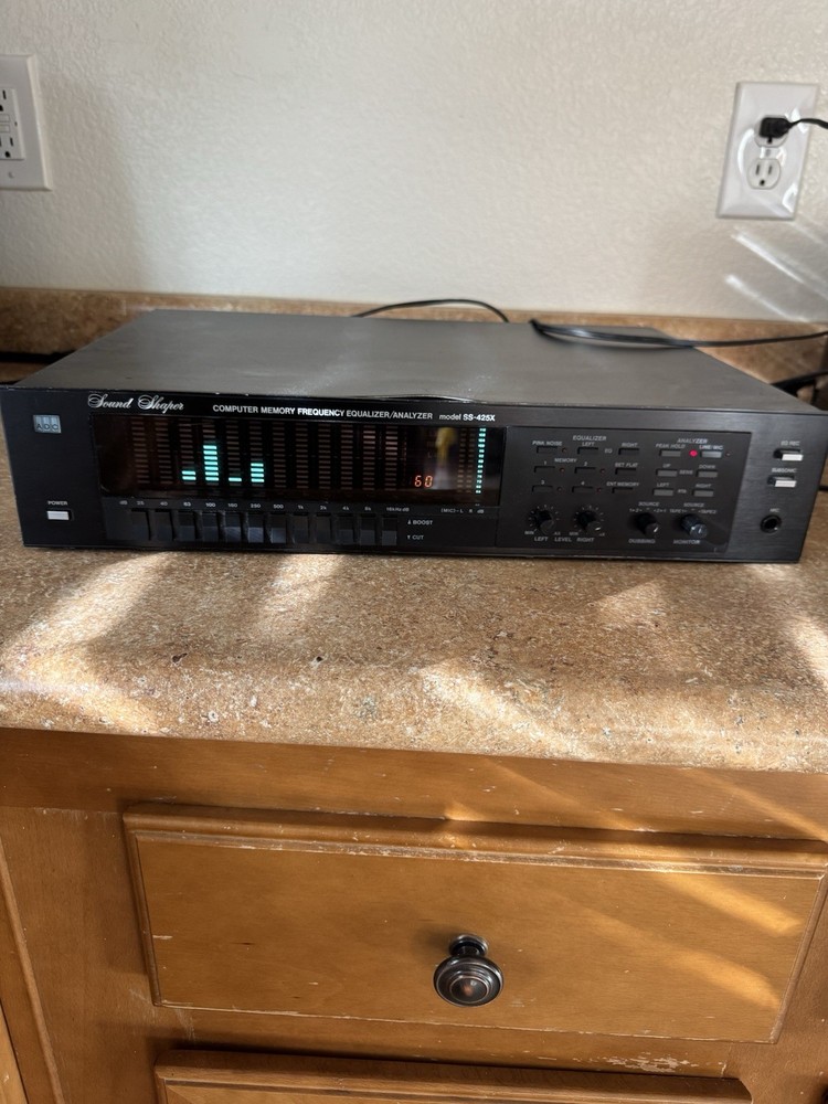 Rare ADC SS-425x Computer Memory Frequency Equalizer/Analyzer