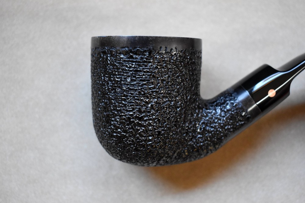 Moretti Pipe Super Magnum Black Rusticated Freehand