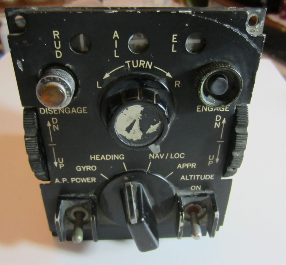 COLLINS PEDESTAL CONTROLLER 614E-2D P/N 522-3327-00