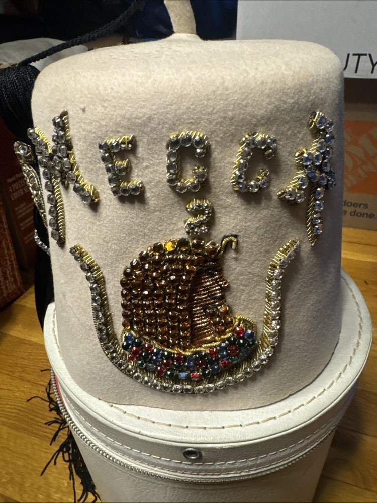 Shriners Women’s White Fez