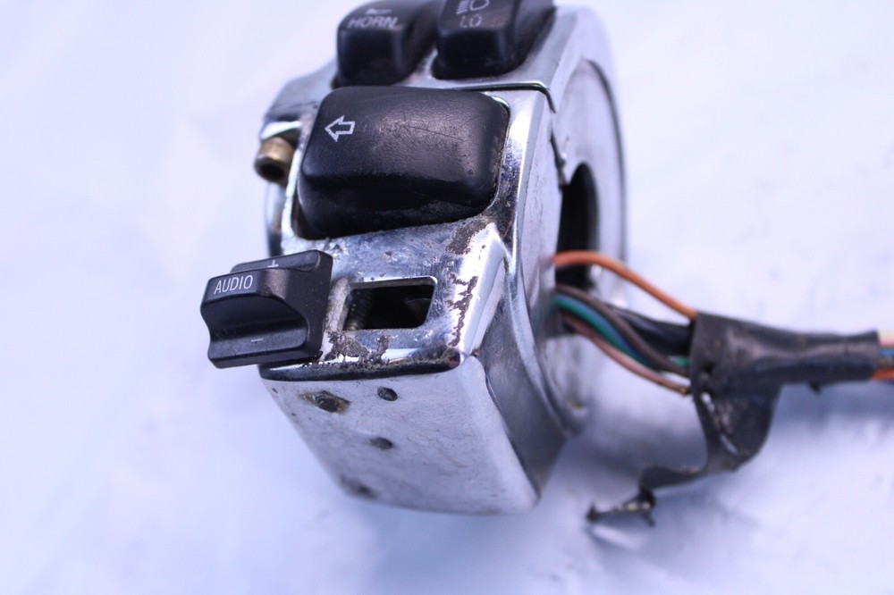 2002 HARLEY DAVIDSON ELECTRA GLIDE LEFT CONTROL SWITCH AUDIO 71685-06 HD46