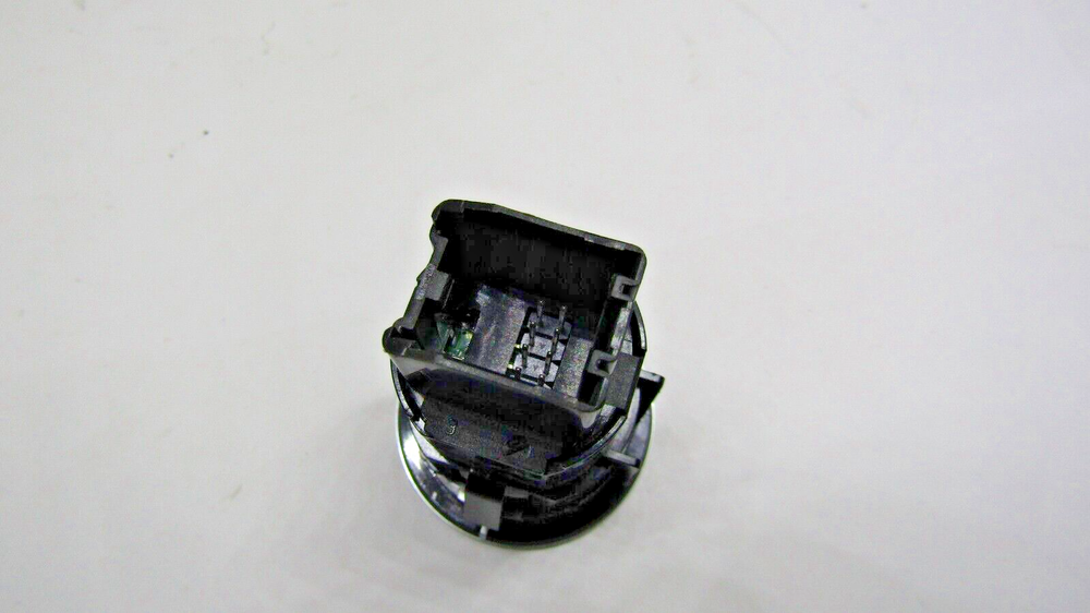 IGNITION STARTER SWITCH START ENGINE STOP BUTTON 84793221 NEW OE