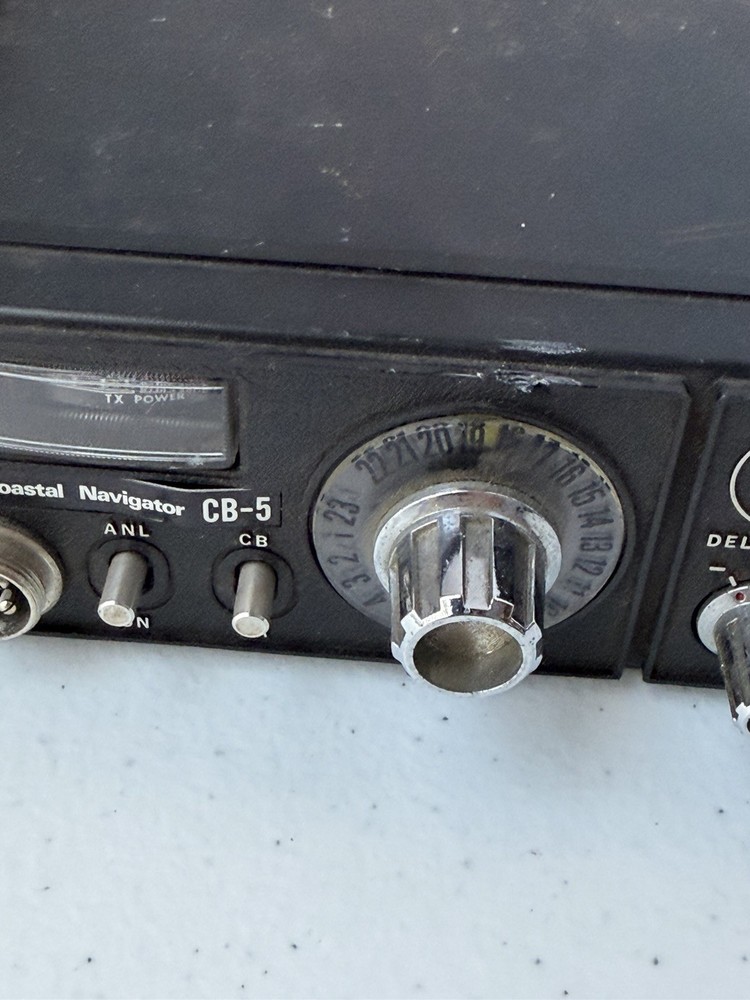 Coastal Navigator Model CB-5 23 CH CB Transceiver Untested