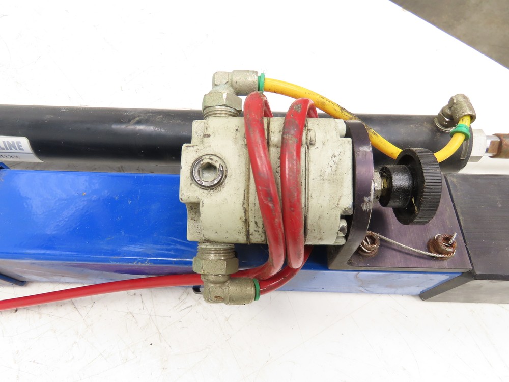 Kramer Pneumatic Tool 24" Stroke Lifter Puller Tool Air Assisted Lifting