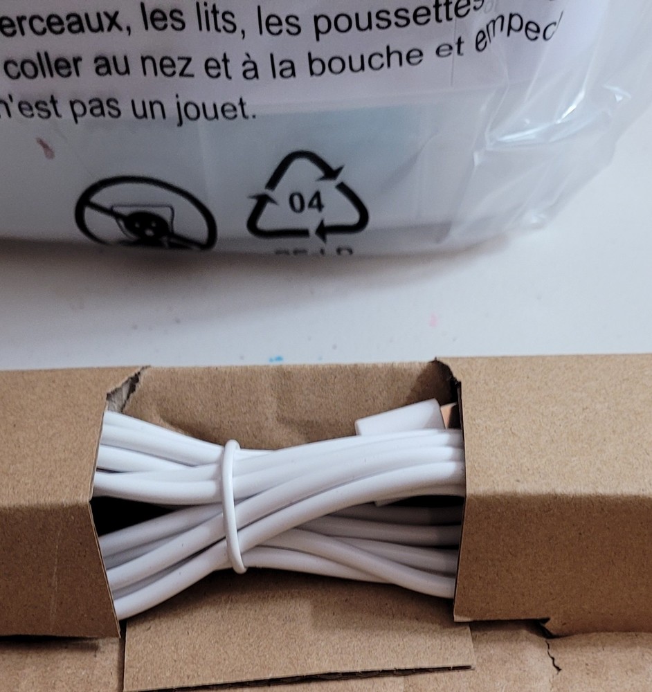 NEW Chillwell Portable Rechargeable AC Includes Ice Boost & Xtra Cooling Pack