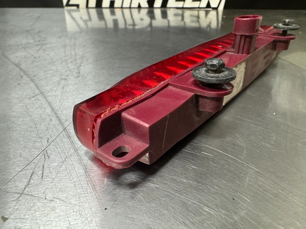 97-04 C5 CORVETTE THIRD BRAKE LIGHT OEM #K59