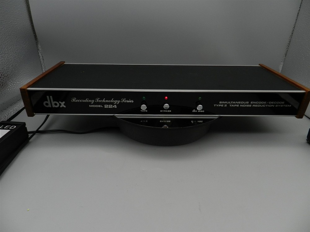 DBX 224 Type II Tape Noise Reduction Simultaneous Encode/Decode Noise Reduction