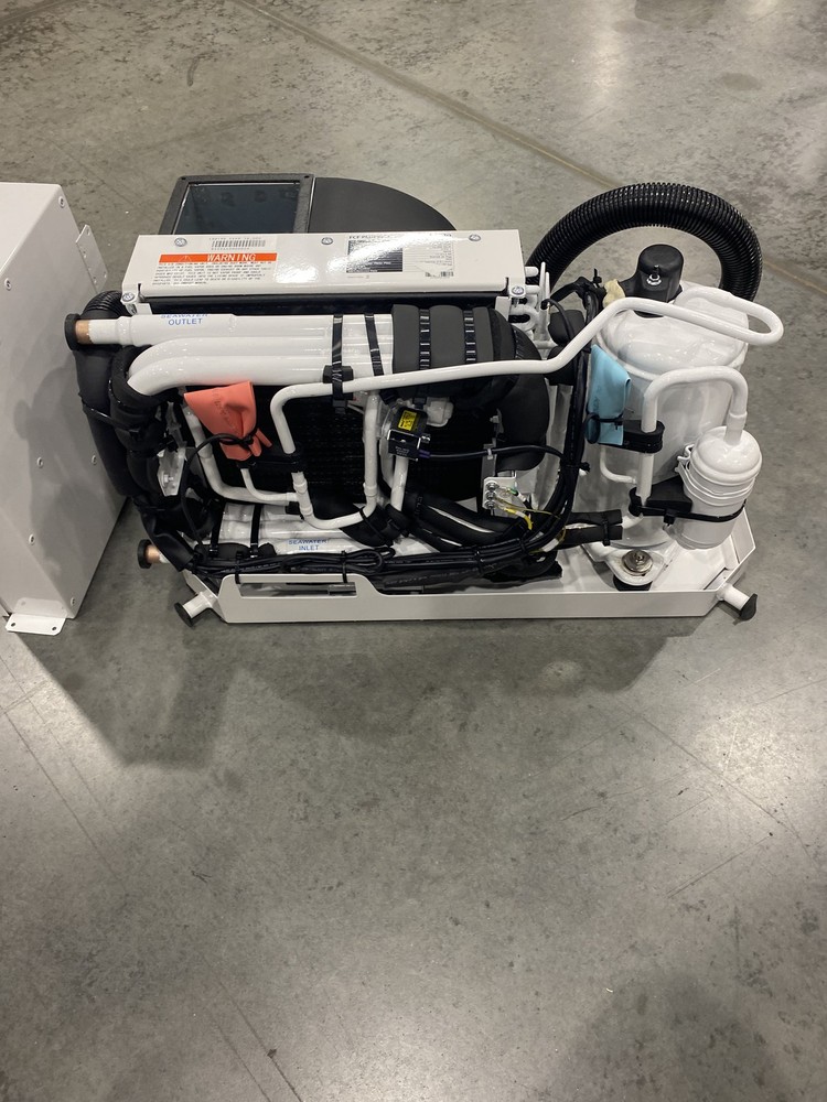 Webasto FCF Platinum Self-Contained Air Conditioner Unit 5011400A