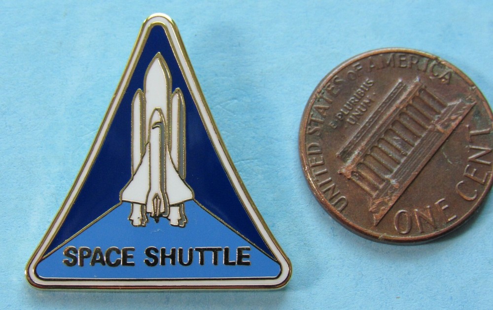 NASA Winco PIN enamel lapel SPACE SHUTTLE program logo - Official