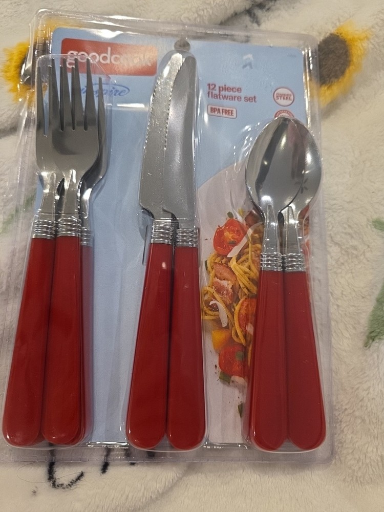 GOODCOOK Essentials 12-Piece Flatware Set Red