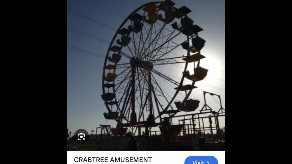 Advertisement Token - Crabtree Amusements - Staples, Texas