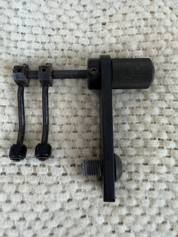 Vintage Dual Prong Flipper Rest