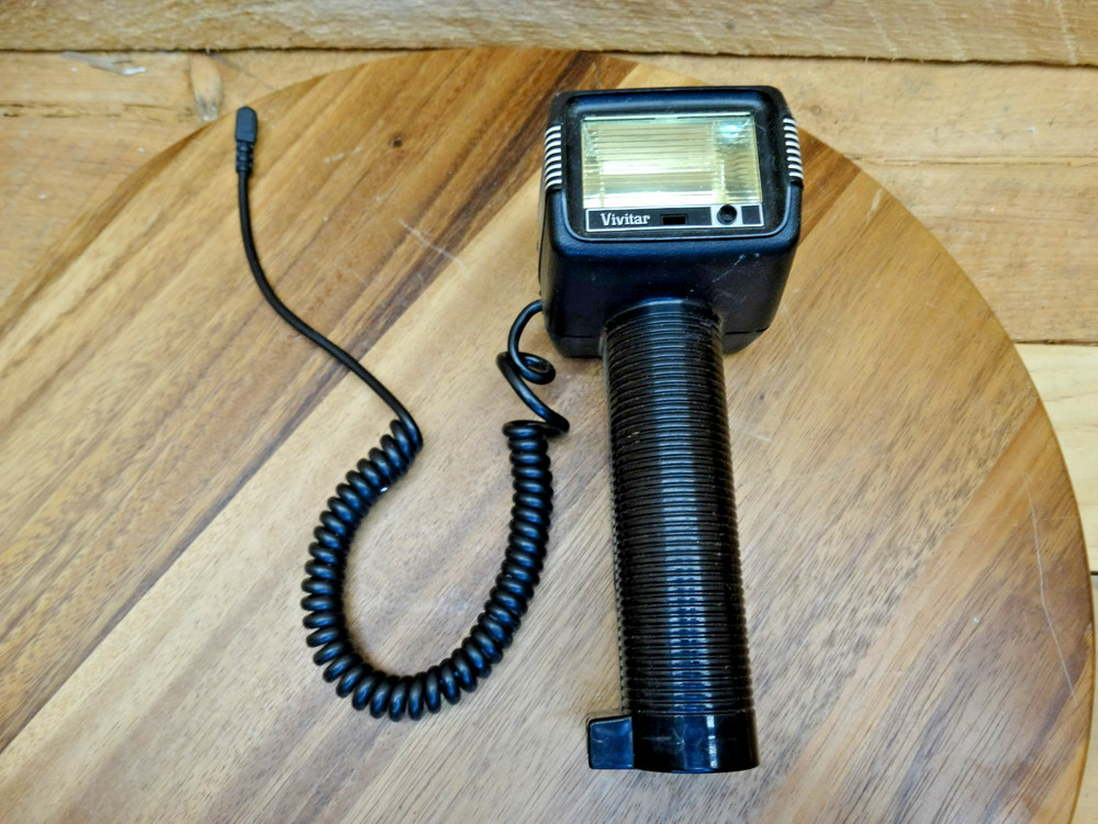 Vintage Vivitar - Electronic Flash 352 with Cable