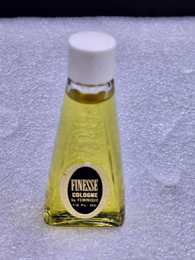 FINESSE cologne Feminque Sample 1/2 Ounce Full