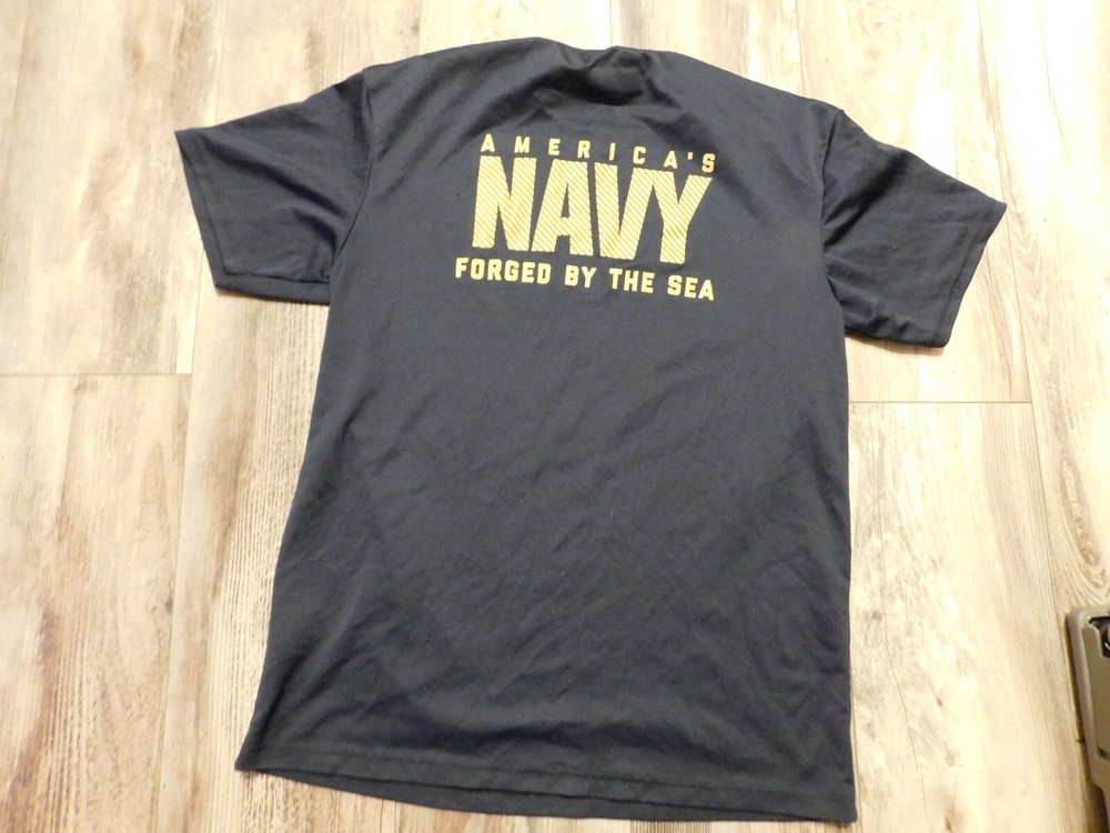 US NAVY SOFFE SHORT SLEEVE NAVY BLUE SHIRT SIZE MEDIUM