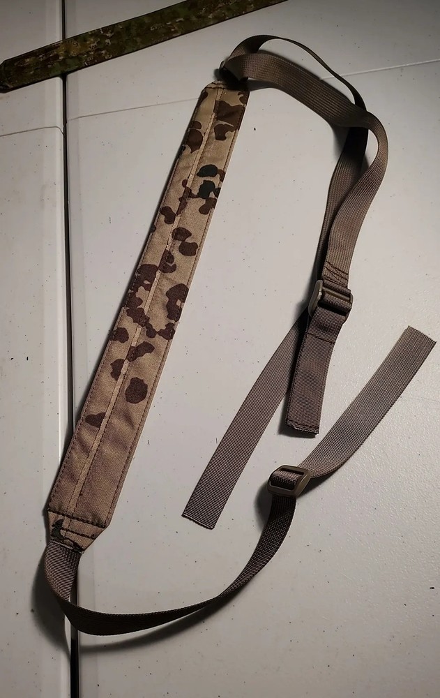 Encode Padded Weapon Sling