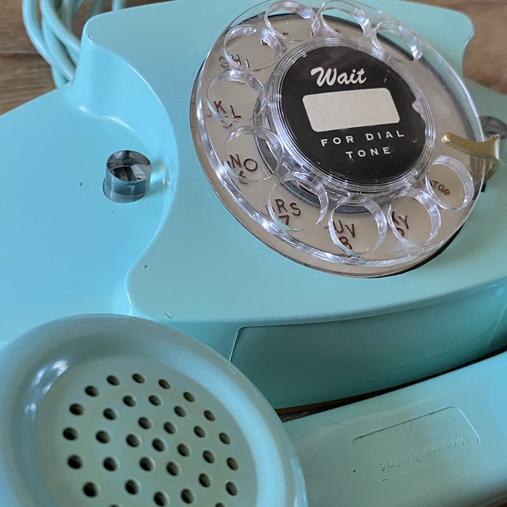DIAL CARD INSERT Wait for Dial Tone 1.5” in Black or Ivory