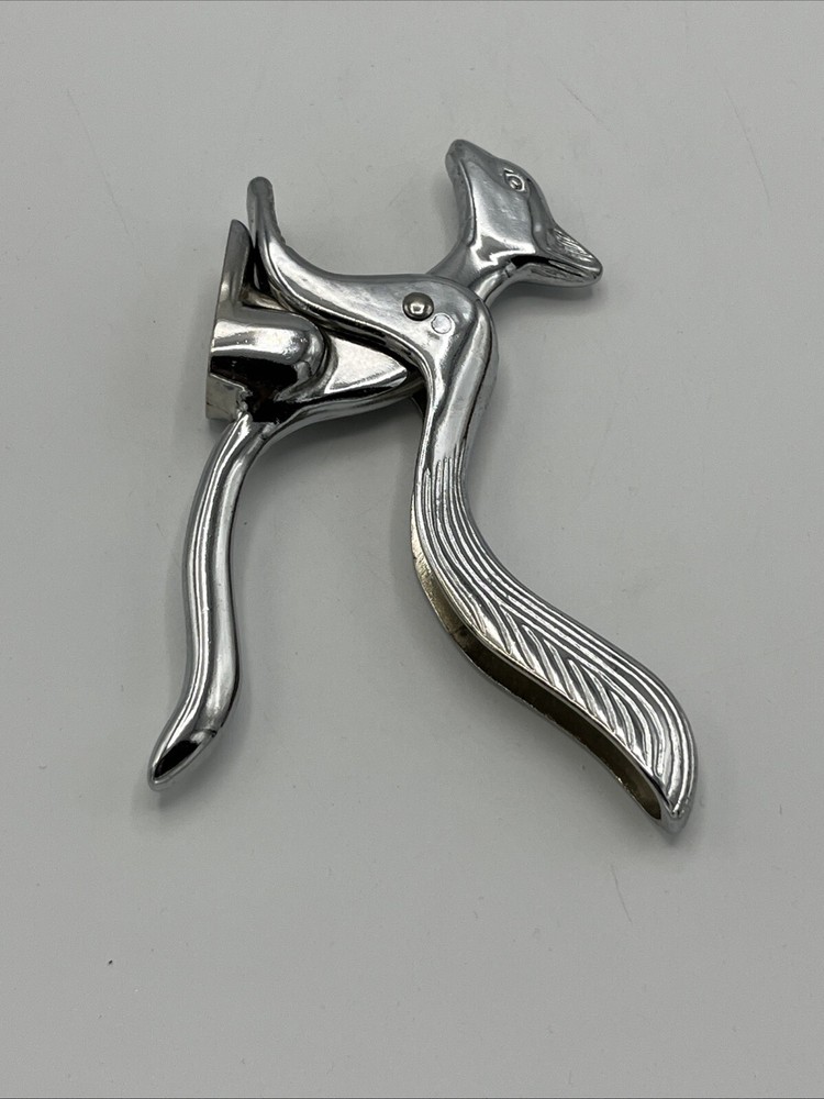 Nut Cracker Zinc Alloy Creative Squirrel Shape Nut Shell Opener Walnut