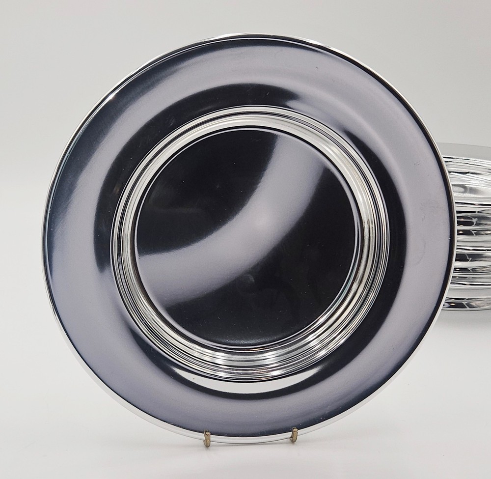 Communion Set Silver Tone Aluminum 4 Stackable Plates and Two Lids Used