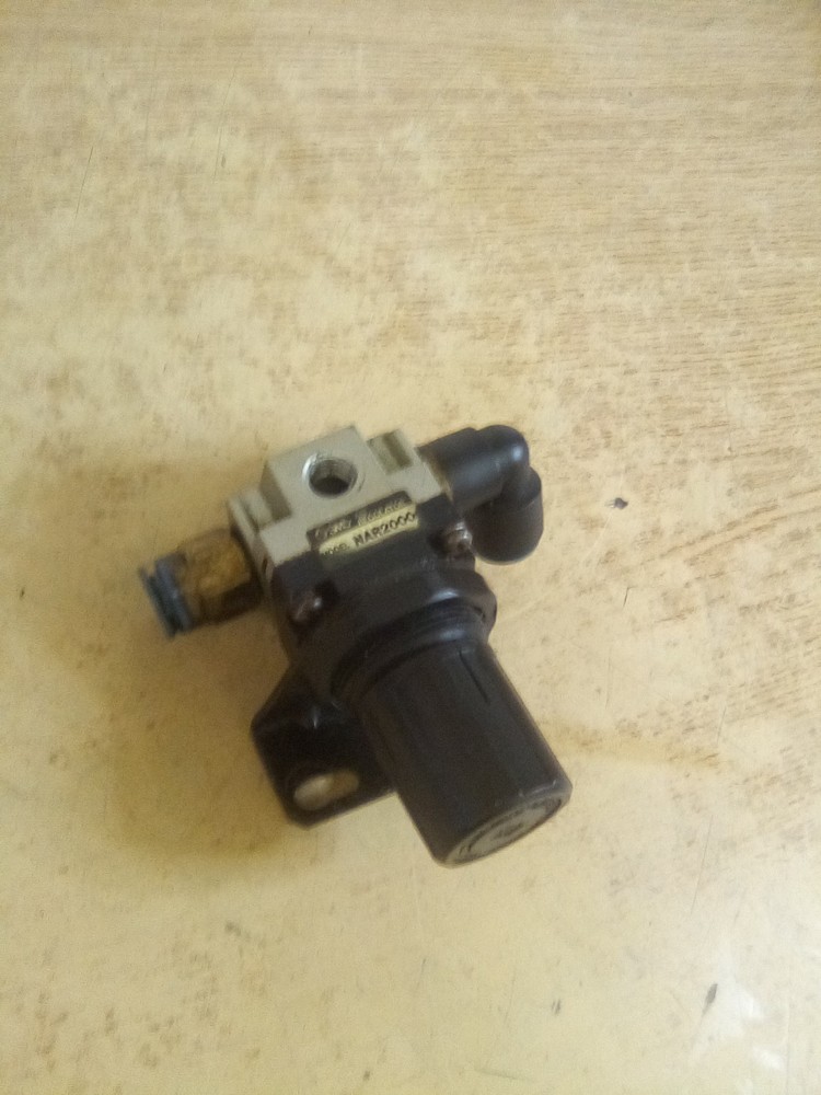 SMC NAR2000 Pressure Regulator
