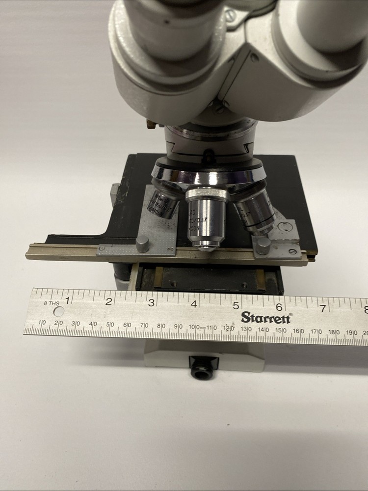 Comcon Binocular Microscope 100 40 4 Lenses Lighted Power N970057 Y4