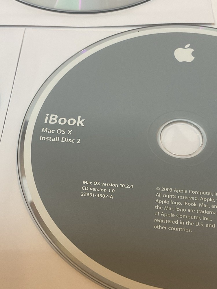 Apple iBook Mac OS X (10.2.4) Software Install Disk 1 & 2 Hardware Test OEM