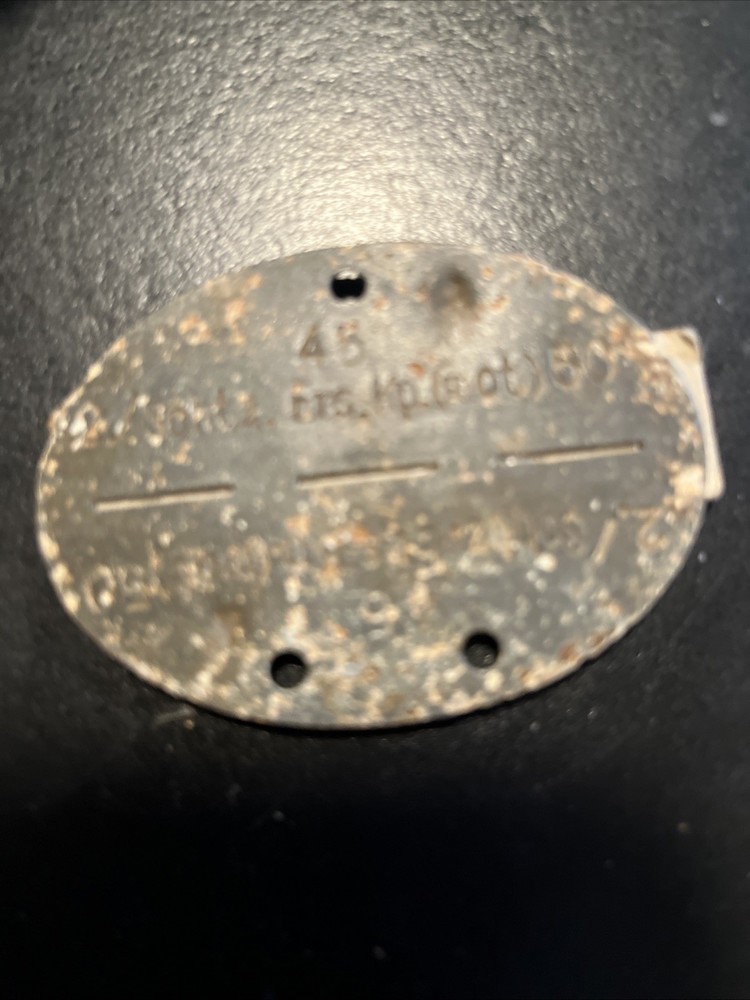 German WWII Individuals Identify Disk