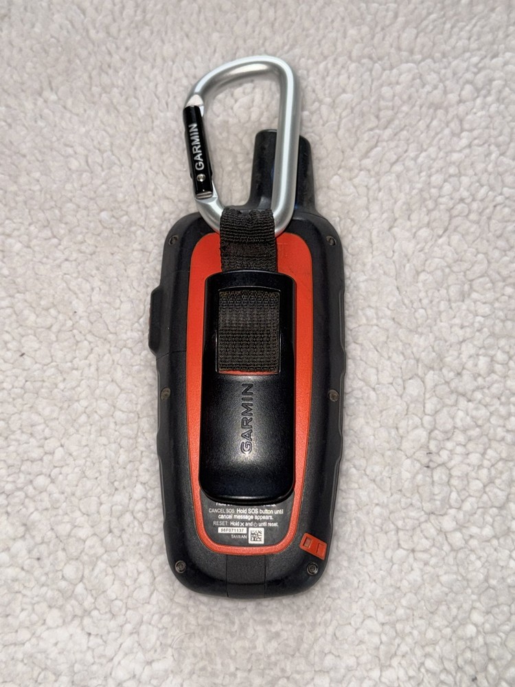 Garmin inReach Explorer Plus Handheld Satellite Communicator & GPS Navigator