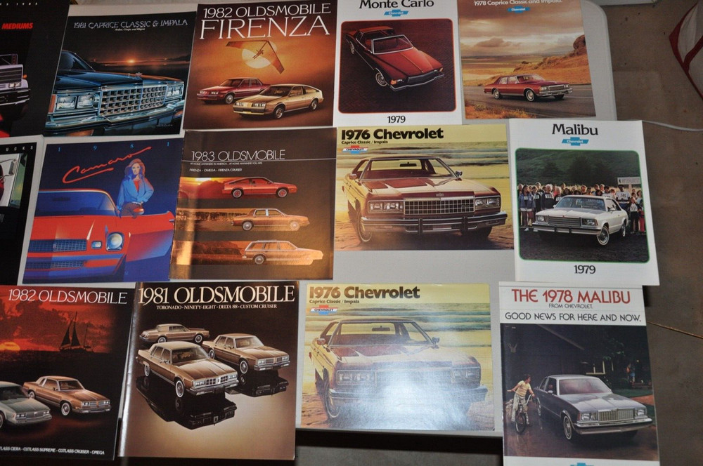 Car brochure lot 165 catalogs / brochures