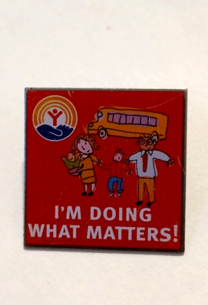 I'm Doing What Matters! United Way Lapel Pin