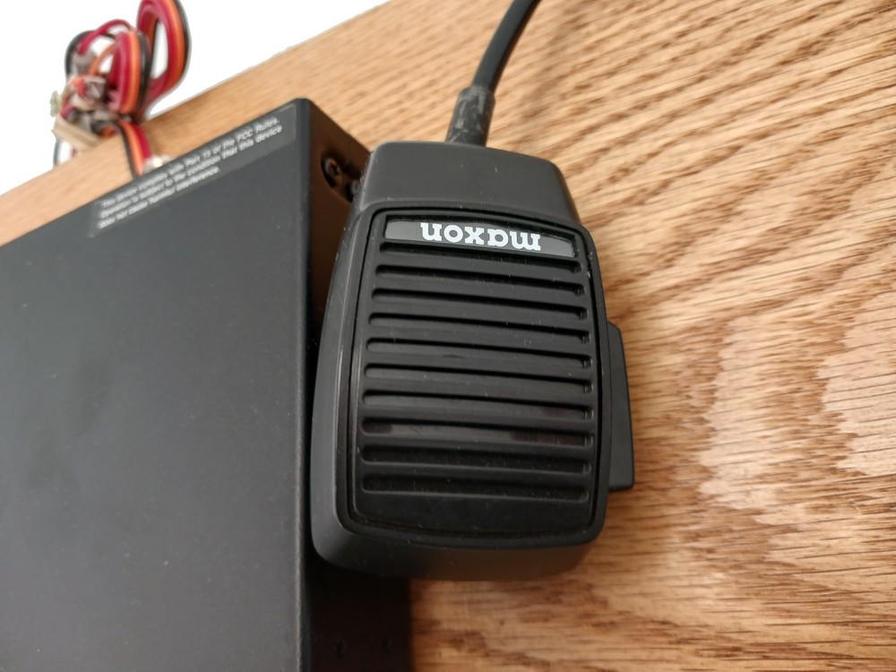Maxon MCB-30 40 Channel Mobile CB Radio Compact - WORKS