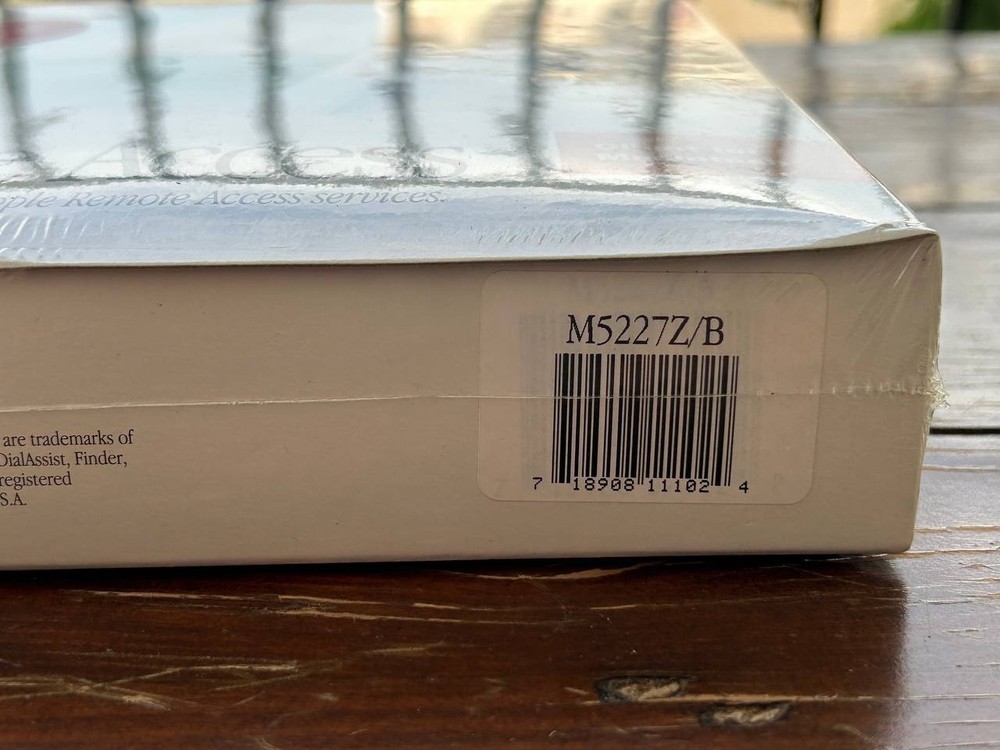 Vintage Apple Remote Access Server Network Software For Macintosh. 1993 year