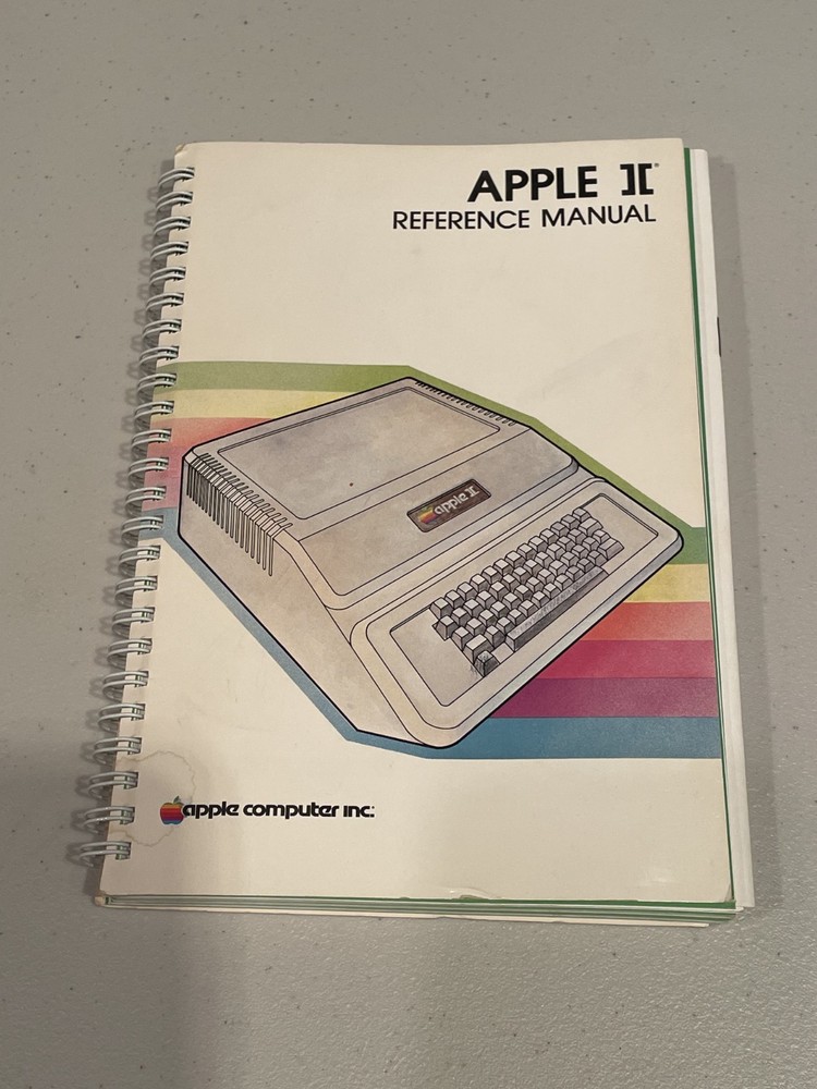 Apple Reference Manuals Lot of 4 - AppleSoft, DOS, Ref Manual, Machine Language