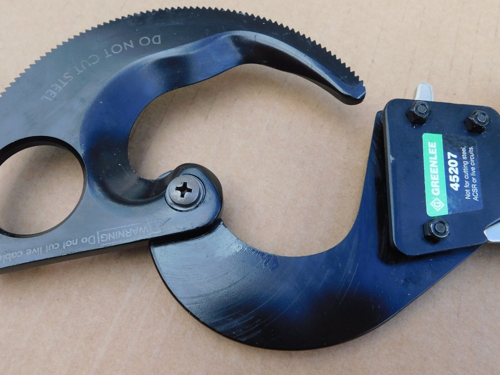 Greenlee 45207 Racheting Cable Cutter.