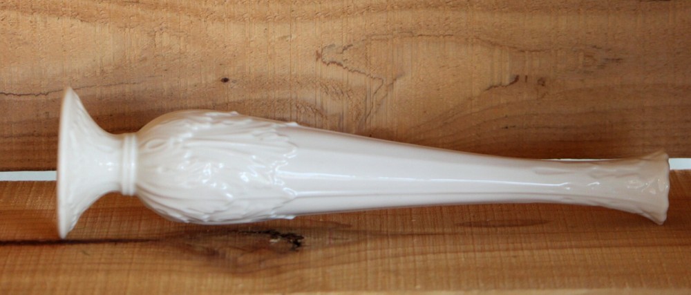 Woodland Pattern Leaf Embossed Tall Bud Vase