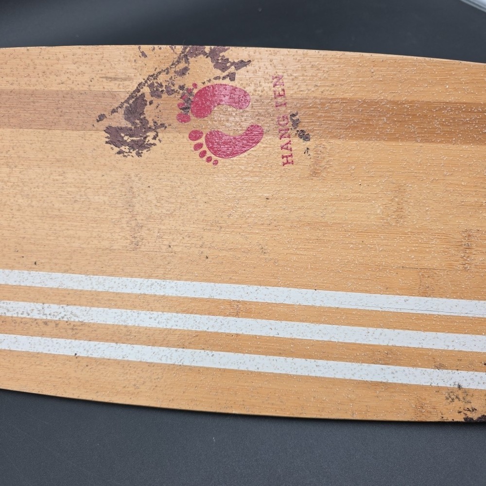 Hang Ten Skateboard deck 27 Inches-GOOD Condition